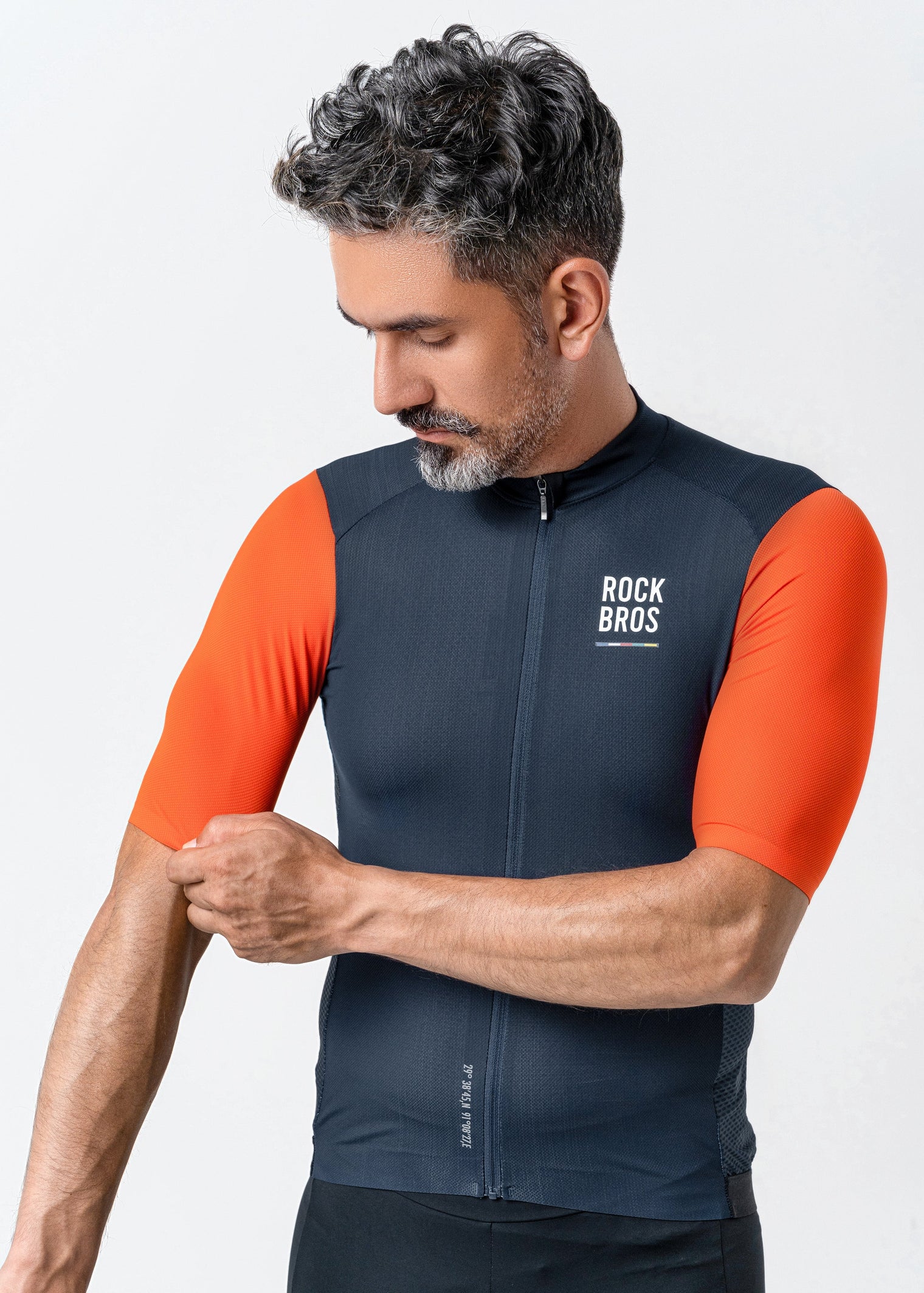 【ROAD TO SKY】by ROCKBROS Men's Short-Sleeve Cycling Jersey in Various Colours