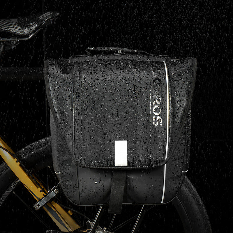 Super 30-Litre Bicycle Saddlebags in Black