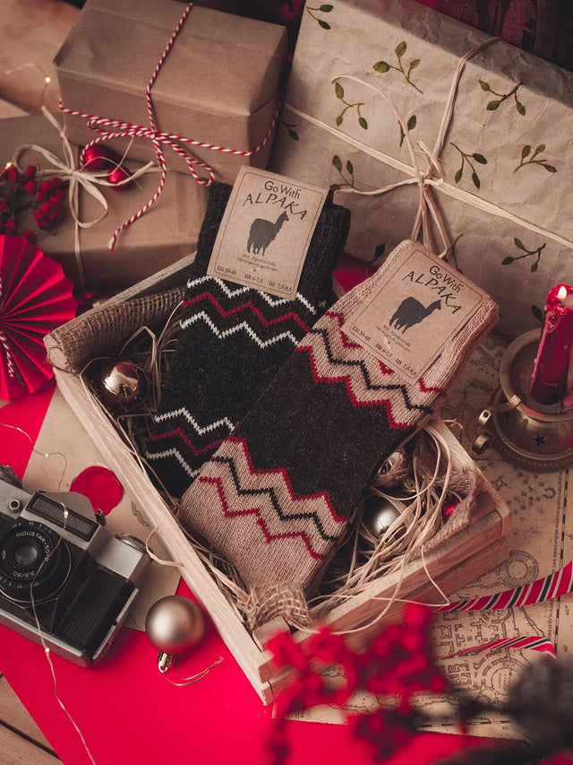 Alpaca Wool Crew Hiking Boot Socks for Men and Women - Wavy Striped