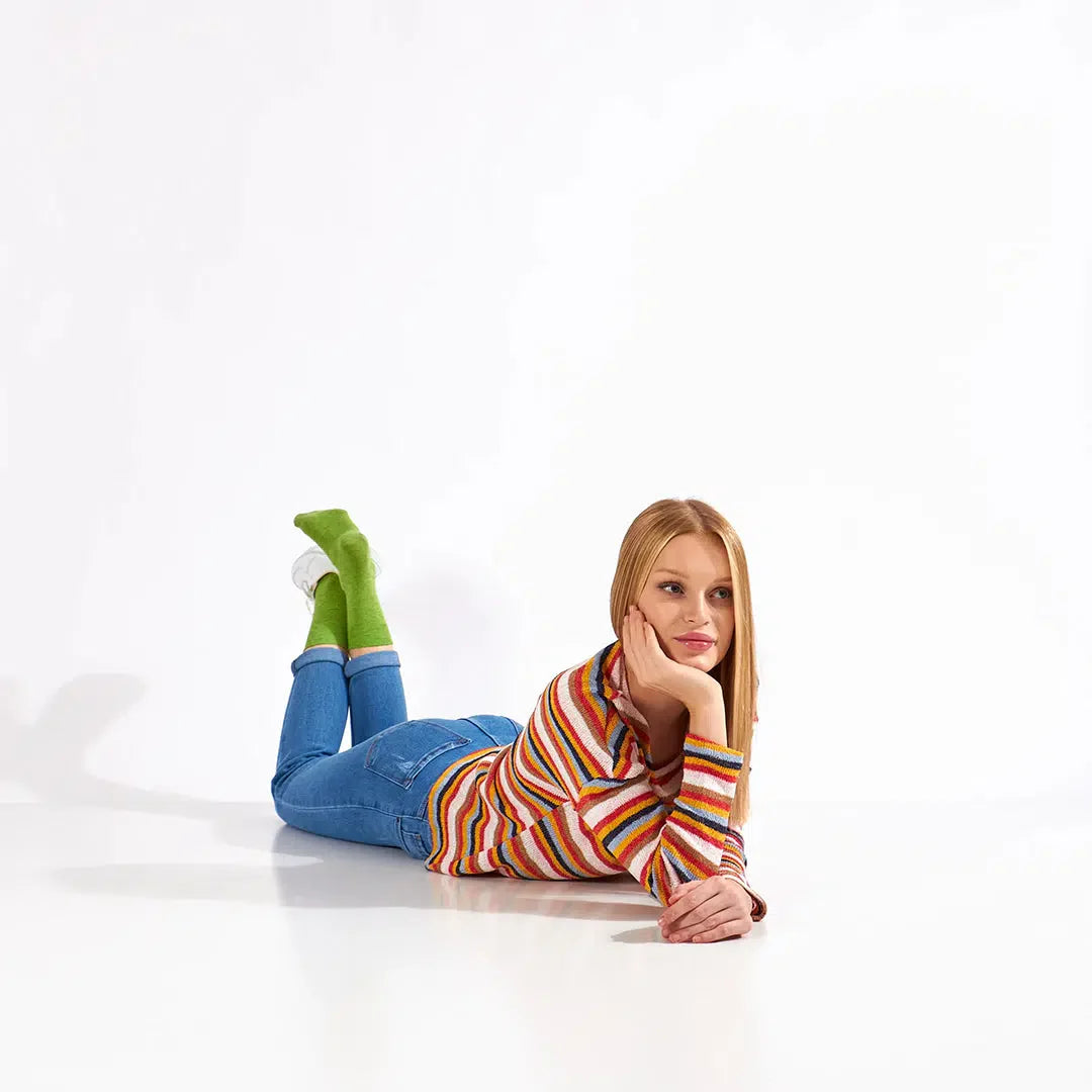 Women's Colorful Cotton & Linen Blend Thin Dress Socks