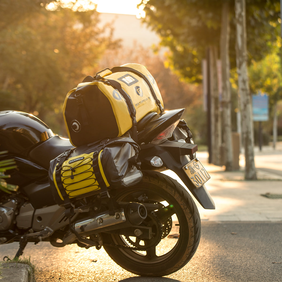Waterproof Motorcycle Saddle Bags Durable Removable 60L(Pair)