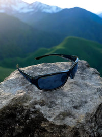 New Balance Sun NB 101-2 Sunglasses, Crystal with Black, Polarized Smoke)