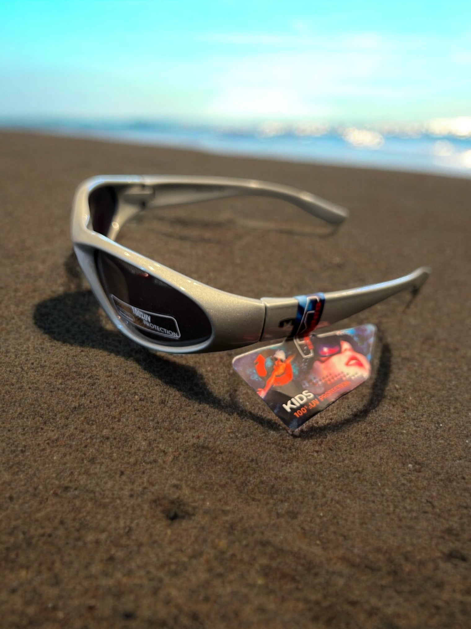 Mountain Shades Kids Defender Sunglasses - Ages 9-12 (Silver)