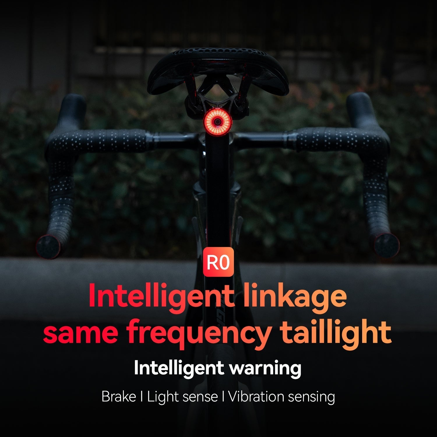 ROCKBROS R0 Smart Brake-Sensing Waterproof Tail Handle Plug Light Auto Sync