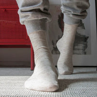 Men's Linen & Cotton Blend Thin Crew Dress Socks - Ecru
